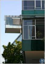 Bankgebude  Bollwerk  in Stuttgart. Diese Gebude ist der direkte Vorlufer des Nord LB-Hauses in Hannover (siehe dort). Besonderheit des Stuttgarter Gebudes ist dieses auskragende Stockwerk. Dort befindet sich die Besucherlounge. 22.9.2005 (Matthias)