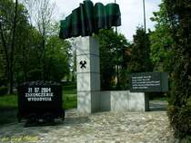 19.05.2005, Bytom, ul. Chorzowska, pomnik upamiętniający koniec wydobycia w kopalni  Rozbark 