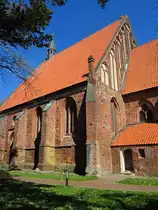 Wiek/R�gen, St. Georg Kirche, dreischiffige gotische Backsteinkirche, erbaut ab 
1400 (21.05.2012)