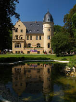 Die Villa Jahr im Geraer Stadtteil Heinrichsgrn hat auch schon eine wechselvolle geschichte hinter sich, obwohl gerade mal 100 Jahre alt, war sie nach dem Krieg Wohnung des russischen Stadtkommandanten und Kinderheim. Zur BUGA 2007 Bestandteil der Ausstellung und entsprechend renoviert, ist sie derzeit wieder mal ohne Nutzung. ber eine Verwendung als Jugendherberge wird nachgedacht..... 
09.06.2007