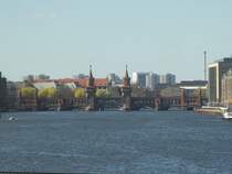 Die Oberbaumbrcke in Berlin.