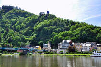 Traben-Trarbach Moselbrcke und Burgberg mit Burgruine - 14.05.2012