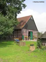 Restauriertes Bauernhaus bei Dorsten-T�nsholt (Kreis Recklinghausen, NRW - August 2005)