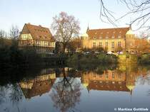 Weihnachtsmarkt auf der Schlossinsel von Haus Wittringen (Gladbeck, NRW - Winter 2004)