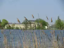 Schwerin; Blick vom Franzosenweg �ber den Burgsee zum Marstall [23.04.2011]