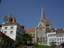 Lausanne, Kathedrale Notre-Dame, erbaut ab 814, Neubau ab 1173 durch Bischof Landry 
de Durnes (08.09.2012)