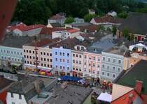 Eine Teilansicht des unteren Hauptplatzes aus 40Metern Hhe (Krankorb; 070525