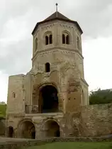 G�llingen, Klosterruine mit 16 S�ulen Krypta, erbaut ab 1012, Kyffh�userkreis (29.09.2012)