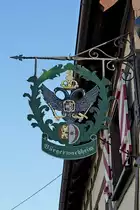 Mengen in Oberschwaben, Vereinsschild am B�rgerwachheim, Aug.2012