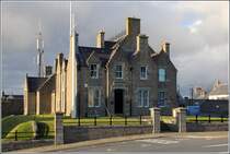 Lerwick. In den County Buildings ist u.a. das Sheriff Office untergebracht. 22.09.2012