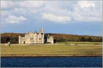 Das Balfour Castle auf der Orkney-Insel Shapinsey wurde Mitte des 19. Jahrhunderts errichtet. 23.09.2012