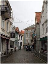 Bergen. In der Hollendergaten herrscht an Cafs, Bars und Weinstuben kein Mangel. 28.09.2012