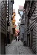 Bergen. In den G�ngen des ehemaligen Hanseviertels Bryggen. 26.09.2012