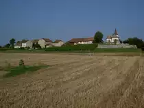 Aussicht auf das Bauerndorf Columbier mit Ref. St. Martin Kirche, erbaut 1228 
(10.09.2012)