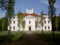 Dessau, Schloss Georgium, erbaut 1780 durch Prinz Johann Georg, heute Anhaltische 
Gem�ldegalerie (02.10.2012)