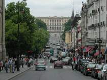 Blick �ber die Karl Johans Gate zum Schloss; 20.06.2001