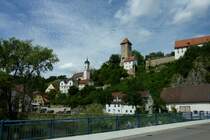 Rechtenstein an der Donau, die Burg Rechtenstein wurde 1331 erstmals urkundlich erwhnt, heute ist nur noch der Turm erhalten, Aug.2012