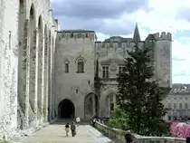 Frankreich, Provence-Alpes-C�te d'Azur, Vaucluse, Avignon, Place du Palais, Palais des Papes, 08.08.2001