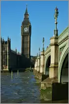 Blick vom Themse Ufer auf den Big Ben.
(14.11.2012)