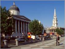 National Gallery und St.-Martin-in-the-Fields am Trafalgar Square. Scan eines Dias vom Juli 1995.