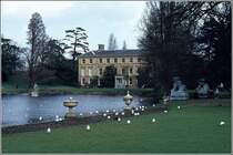 Kew Gardens (Royal Botanic Gardens) mit dem Museum No. 1. Scan eines Dias vom Februar 1980.
