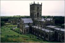 Die St. Davids Cathedral geht auf das 6. Jahrhundert zurck. Scan eines Dias von 1987.