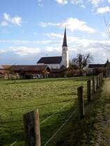 Heldenstein, Pfarrkirche St. Rupert, sptgotischer Bau aus dem 15. Jahrhundert 
(30.12.2012)