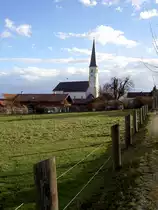 Heldenstein, Pfarrkirche St. Rupert, sptgotischer Bau aus dem 15. Jahrhundert 
(30.12.2012)