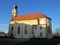 Mhldorf, Klosterkirche St. Salvator, erbaut 1684 von Christoph Dominicus Zuccalli, barocker Wandpfeilerbau (30.12.2012)