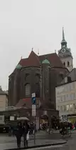 Die Hl.-Geist-Kirche am Münchner Marienplatz.(4.1.2013)