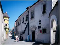 Das Rathaus von D�rnstein im Sommer 1991. Scan vom Dia.