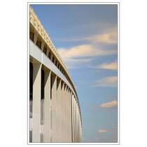 Schwungvolle Dachlinie des neuen Parkhauses fr die Messe und den Flughafen. 17.6.2007 (Matthias)