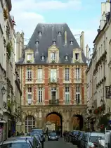 Frankreich, Paris 4e, Birague Strasse, auf dem Weg von der Saint-Antoine Strasse zur Place des Vosges, 05.11.2010