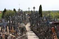 Der Berg der Kreuze bei Siauliai in Litauen am 30.4.2012.