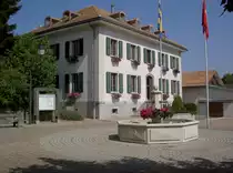Rathaus von Vufflens-le-Chateau bei Morges (07.09.2012)