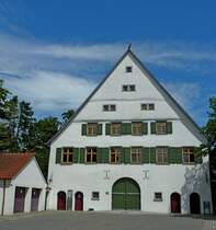 Riedlingen, ehemaliges Kaplaneihaus, die heutige Form stammt von 1758, wird jetzt von verschiedenen Vereinen genutzt, Aug.2012