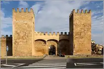 Alc�dia. Das westliche Stadttor, dahinter beginnt die Carrer Major, die zum �stlichen Stadttor f�hrt.
21.02.2013
