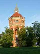 Wasserturm in Breslau (Wroclaw) im Stadtteil Krietern (Krzyki) im Herbst 2012