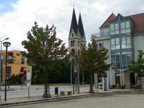 Marktplatz mit Dom in Halberstadt im Sommer 2011