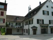 Hinten in Diesem sch�nen Geba�de war Fr�her eine Schmiede.