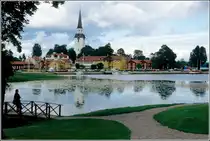 Mariefred mit seiner Stadtkirche im Sp�tsommer 1988.
Scan vom Dia.