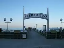 Hier gelangt man auf die Binzer Seebr�cke.Aufgenommen am 06.April 2013.