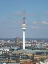 Hier sieht man den Hamburger Fernmeldeturm, welcher auch Tele-Michel genannt wird. Das Bild entstand auf dem Michaelis-Turm am 02.04.13.