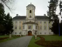 Schloss Rosenau, erbaut ab 1593 durch die Herren von Grei�, heute Schlo�hotel und 
Freimaurermuseum (20.04.2013)