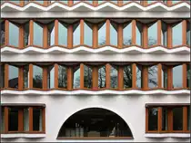 . Neubau bisch�fliches Ordinariat Di�zese Rottenburg-Stuttgart in Rottenburg am Neckar. Detailansicht der Nordfassade. 01.05.2013 (Matthias)