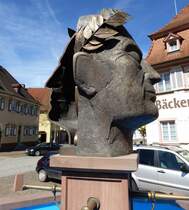 Riegel, Kunstwerk am Brunnenplatz, April 2013