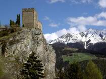 Ladis, Burg Laudegg, Frhmittelalter, erbaut bis 1239, heute Privatbesitz (28.04.2013)