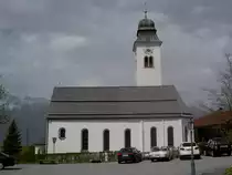 Lans, Pfarrkirche St. Lambert an der Dorfstra�e (01.05.2013)