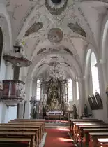 Lans, Alt�re, Stuck und Kanzel der St. Lambert Kirche (01.05.2013)