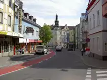 Amstetten, Linzer Stra�e mit Rathaus (04.05.2013)